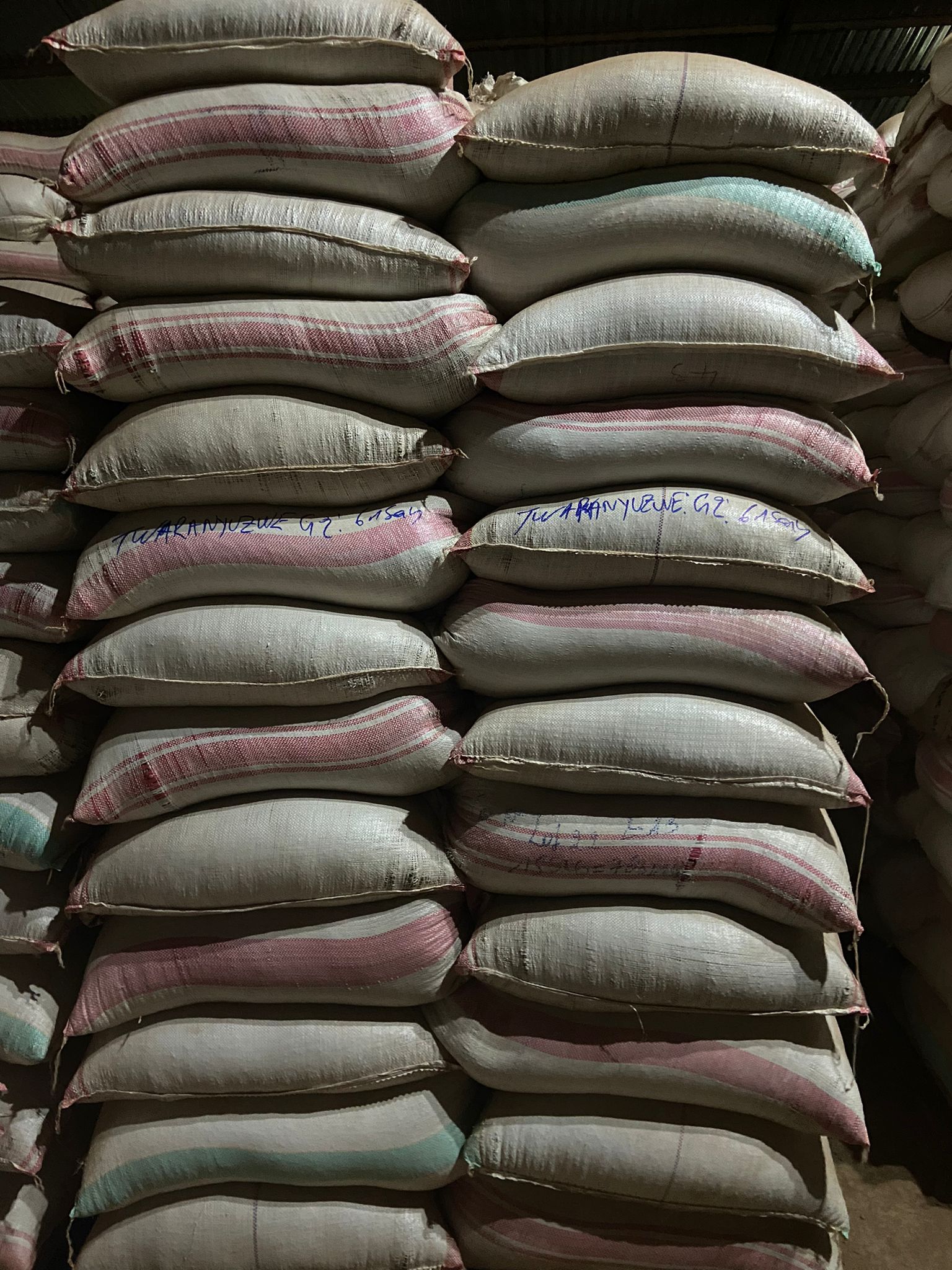 Burundi Twaranyuzwe Washing Station (E)
